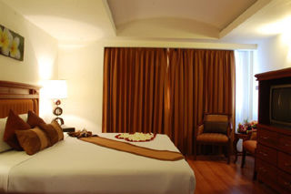 Sea Pearl Beach & Spa Patong 外观 照片